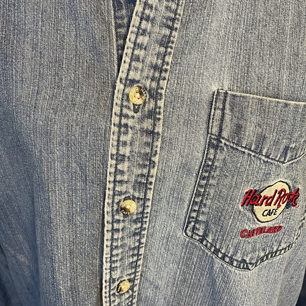 Women’s vintage hard rock Cleveland, café denim shirt medium - Picture 3 of 6